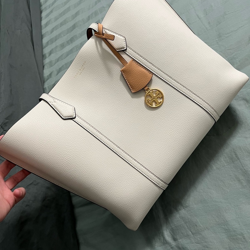 Tory Burch White and Tan Leather Tote - Picture 2 of 9